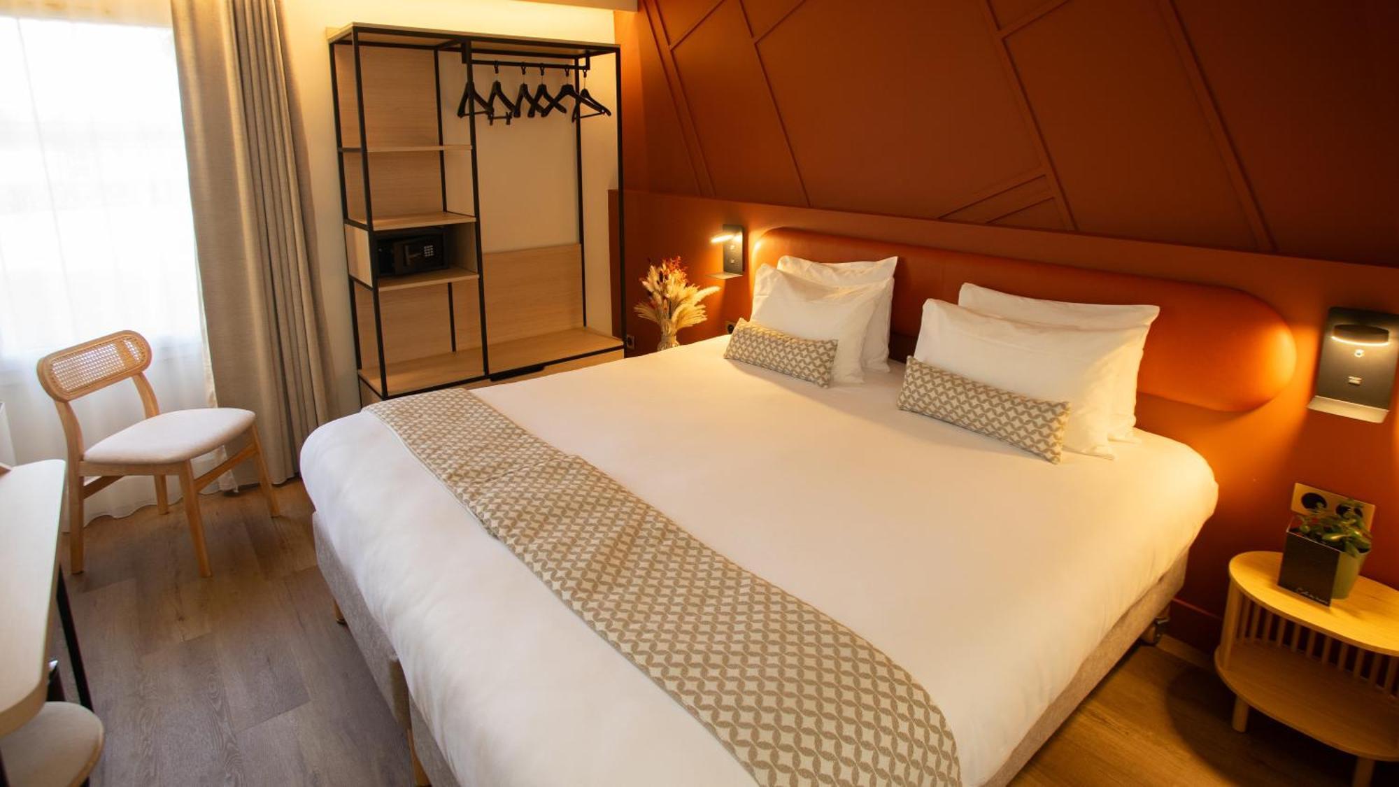 Hotel Nell Saint-Marcel  Ngoại thất bức ảnh