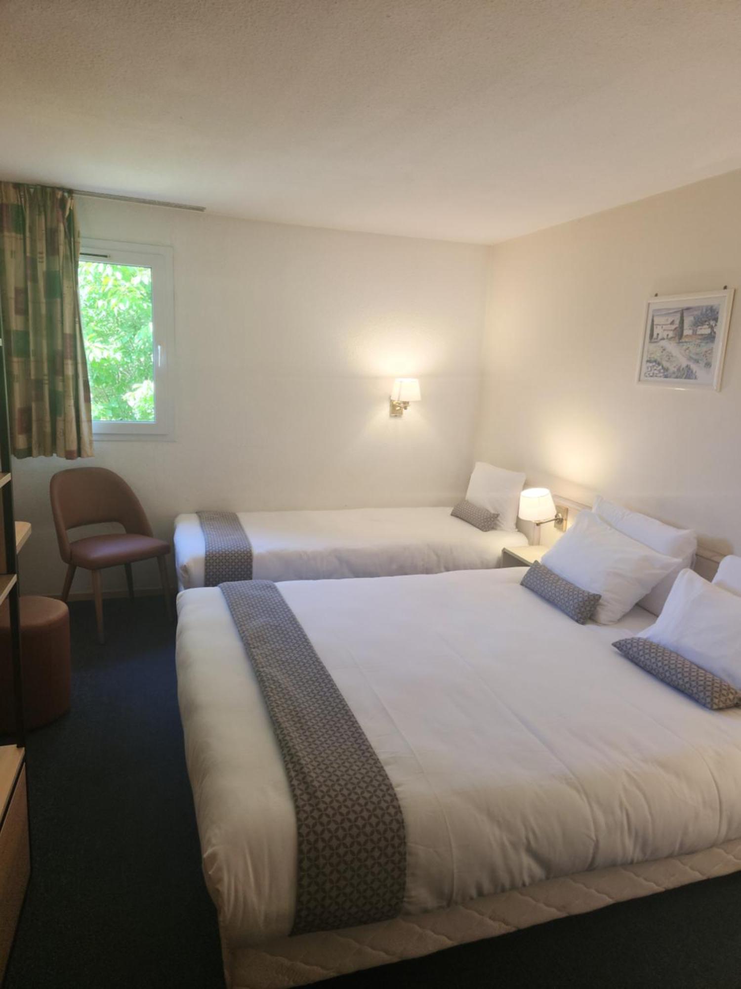 Hotel Nell Saint-Marcel  Ngoại thất bức ảnh